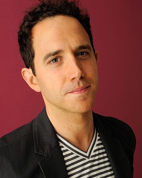 Santino Fontana